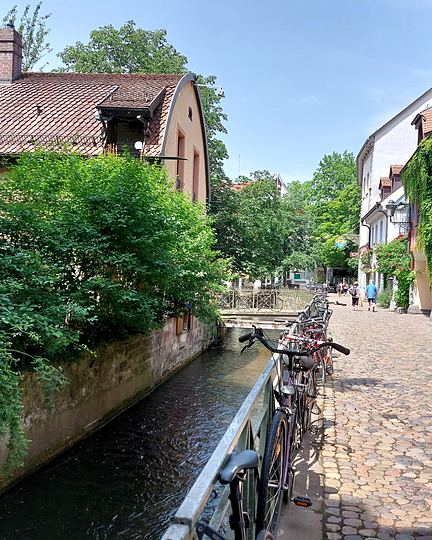 Freiburg, along the canal