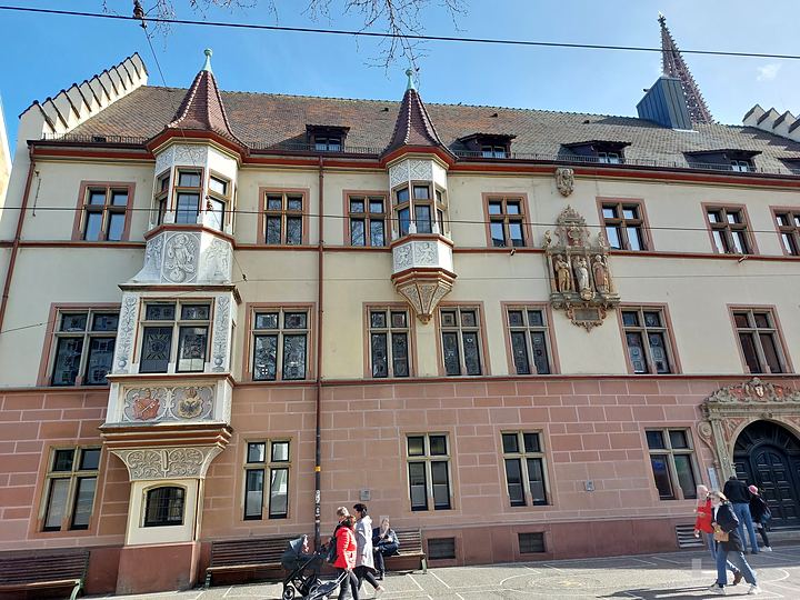 Freiburg, city-centre façades