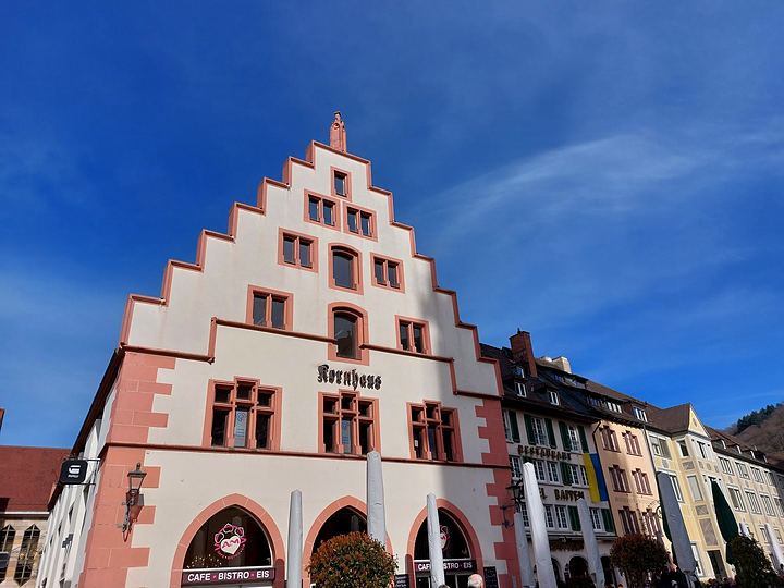 Freiburg, the Kornhaus on Münsterplatz