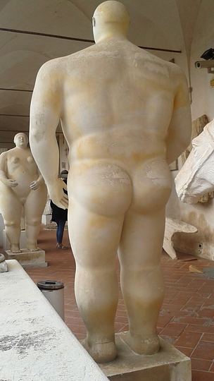 Pietrasanta, in Botero's footsteps